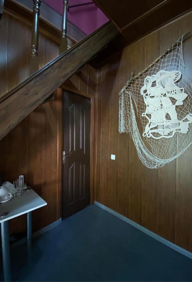 Frodo Hotel Tasken Kültér fotó