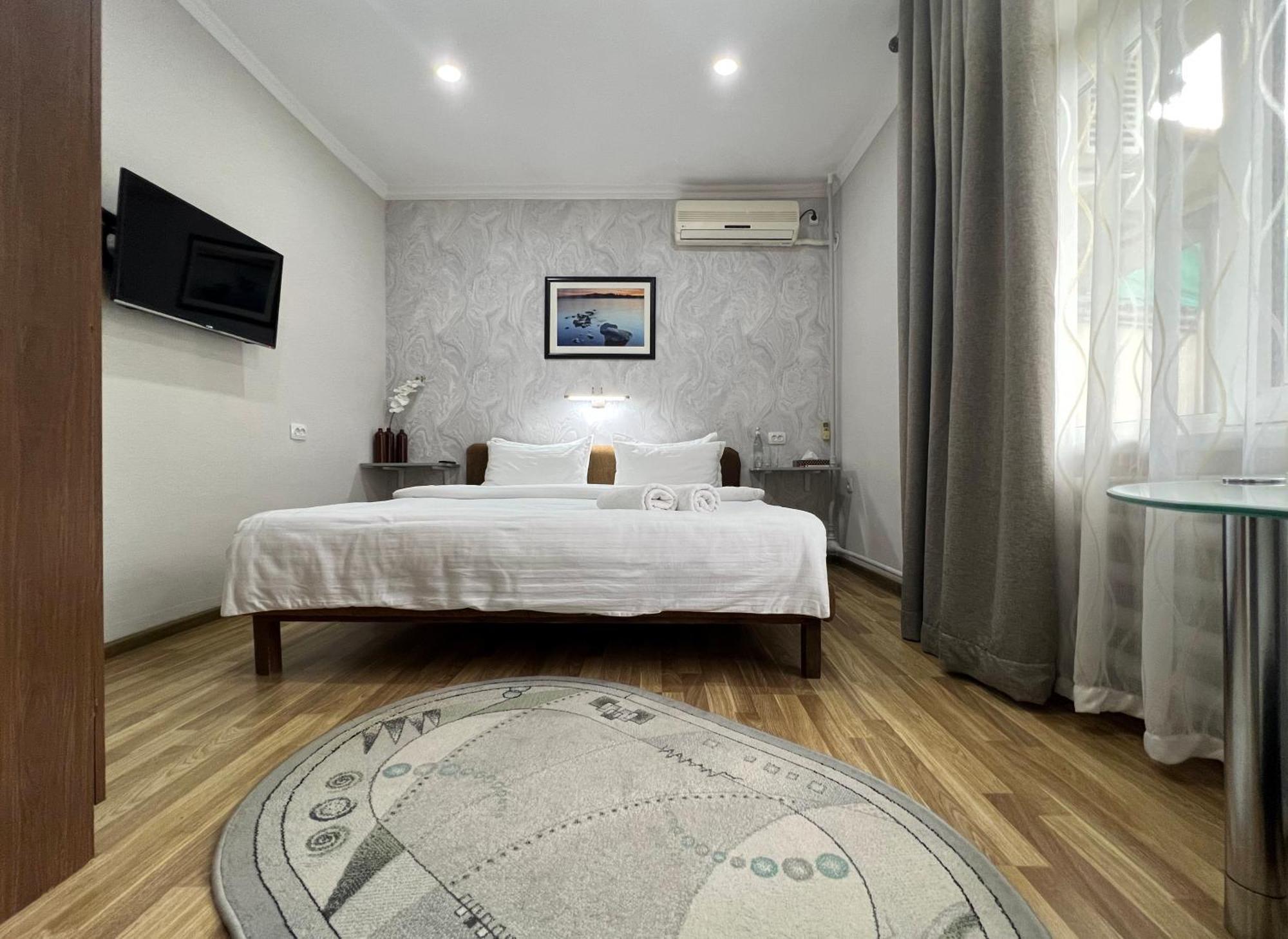 Frodo Hotel Tasken Kültér fotó