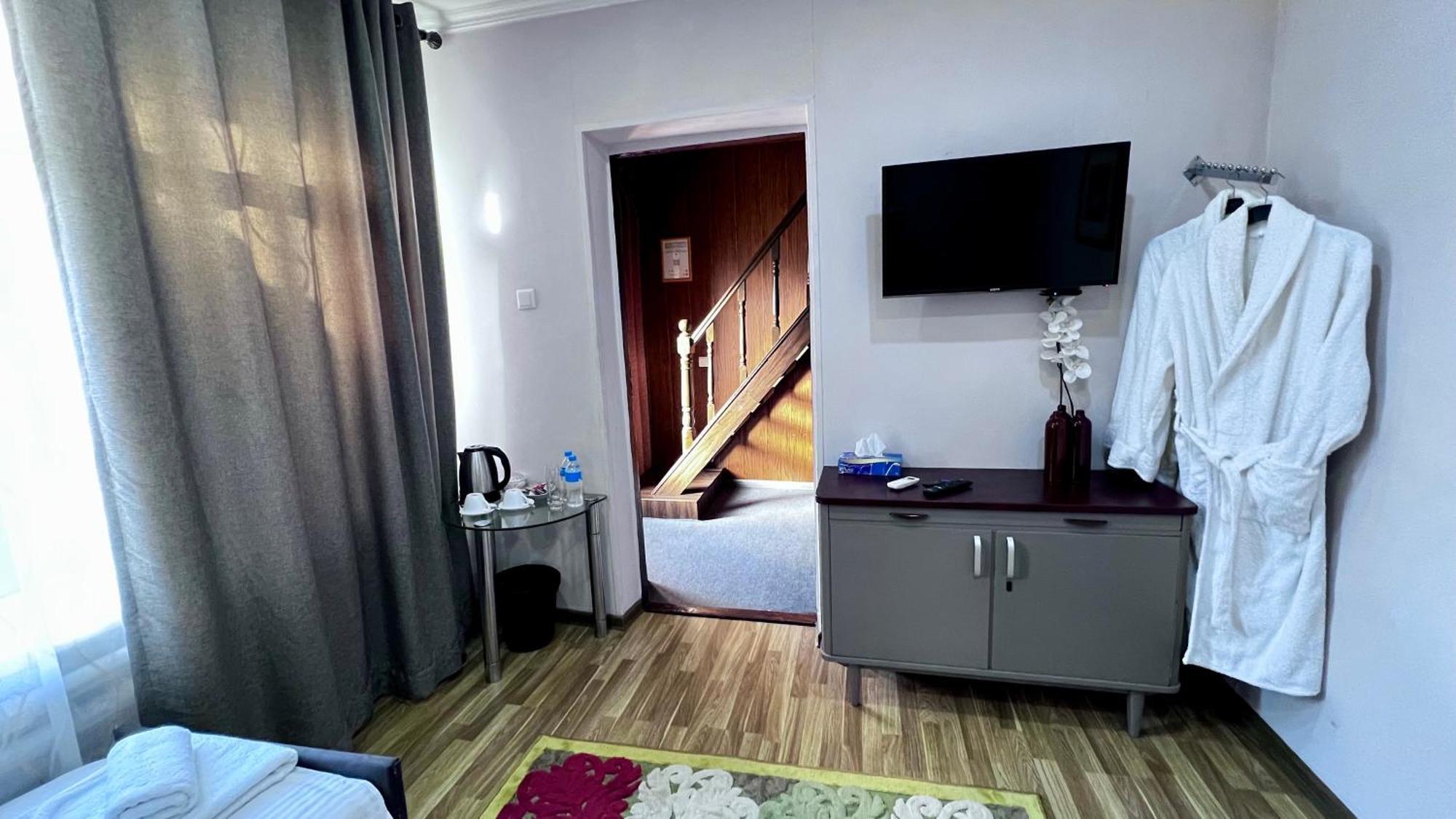 Frodo Hotel Tasken Kültér fotó