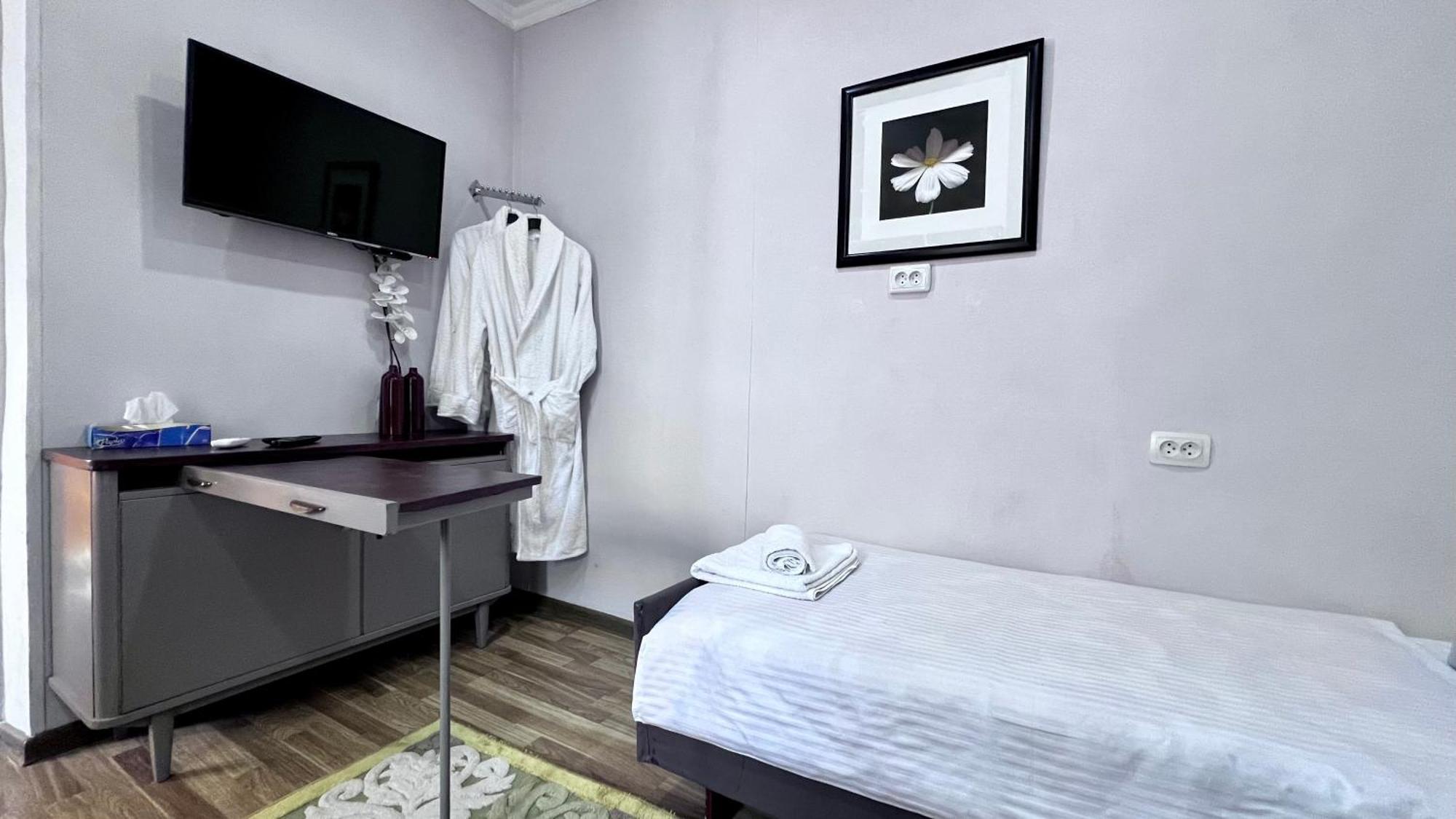 Frodo Hotel Tasken Kültér fotó
